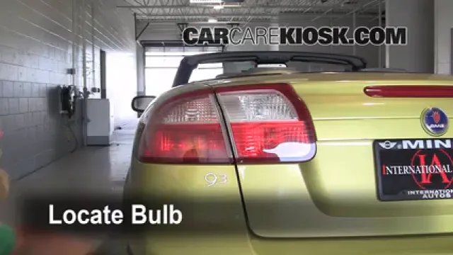 2004 Saab 9-3 Arc 2.0L 4 Cyl. Turbo Convertible (2 Door) Luces Luz de reversa (reemplazar foco)